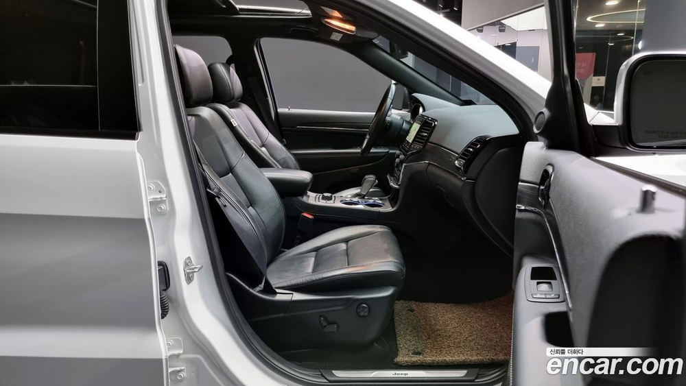 Jeep Grand Cherokee 3.6 80주년 Editions (06.2021)