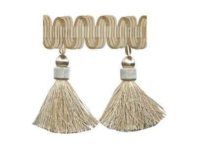 10017/21 Бахрома с шариками и кисточками