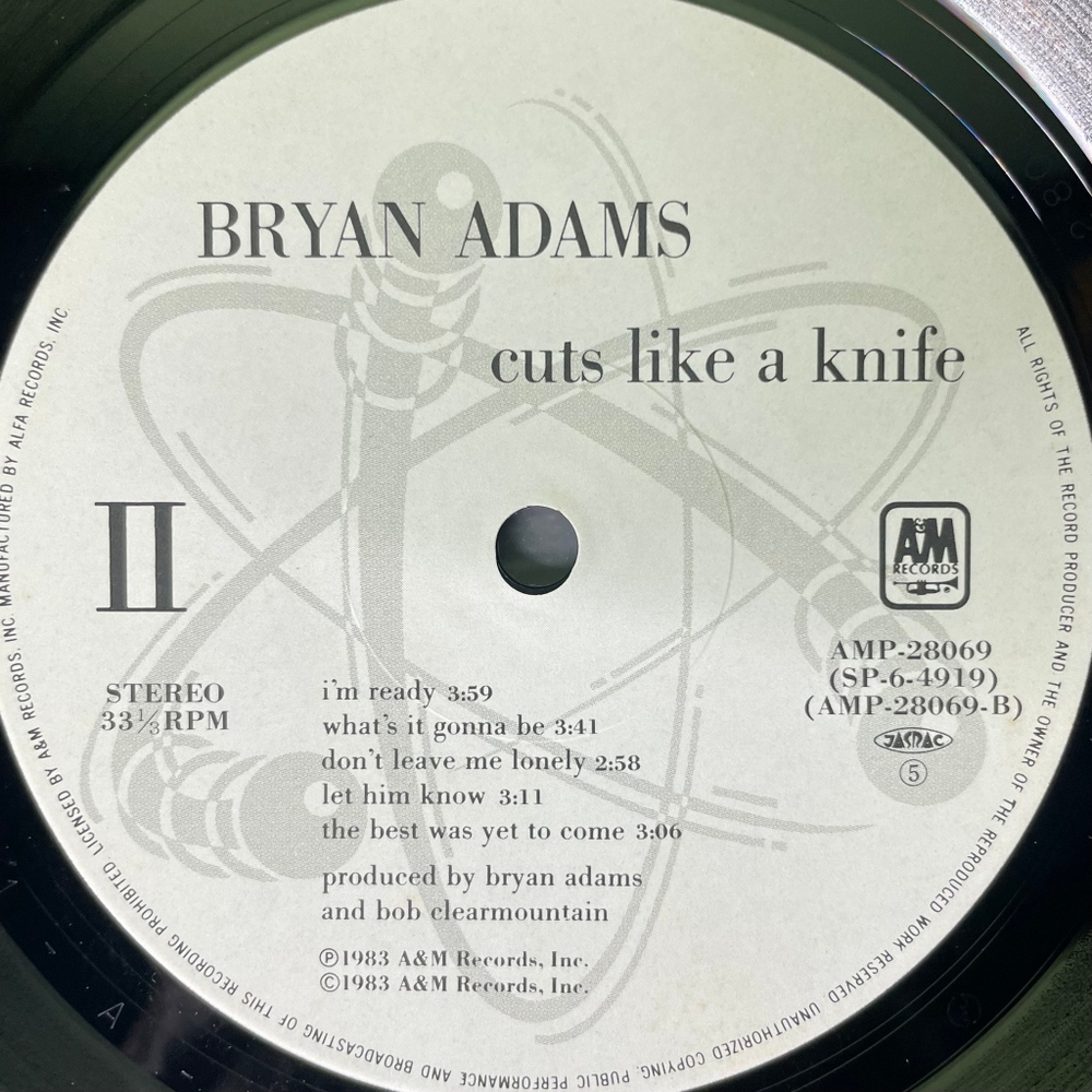 Bryan Adams ‎– Cuts Like A Knife (Япония 1983г.)