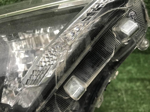 Фара правая Toyota RAV4 5 XA50 (18-нв) LED