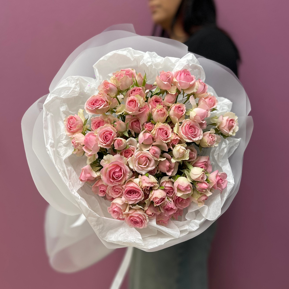 Букет из кустовых нежно-розовых роз #39