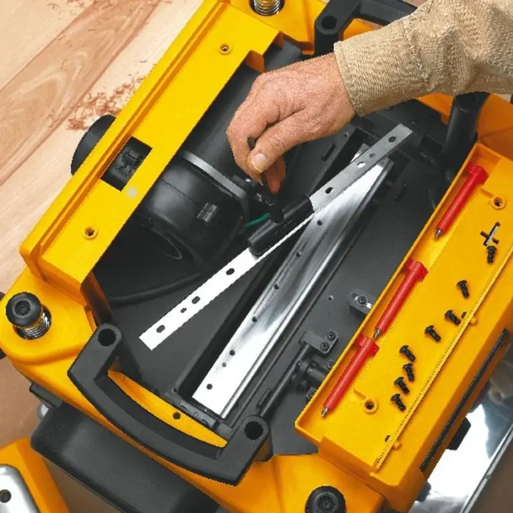 Рейсмусовый станок DeWalt DW735, DW735-KS