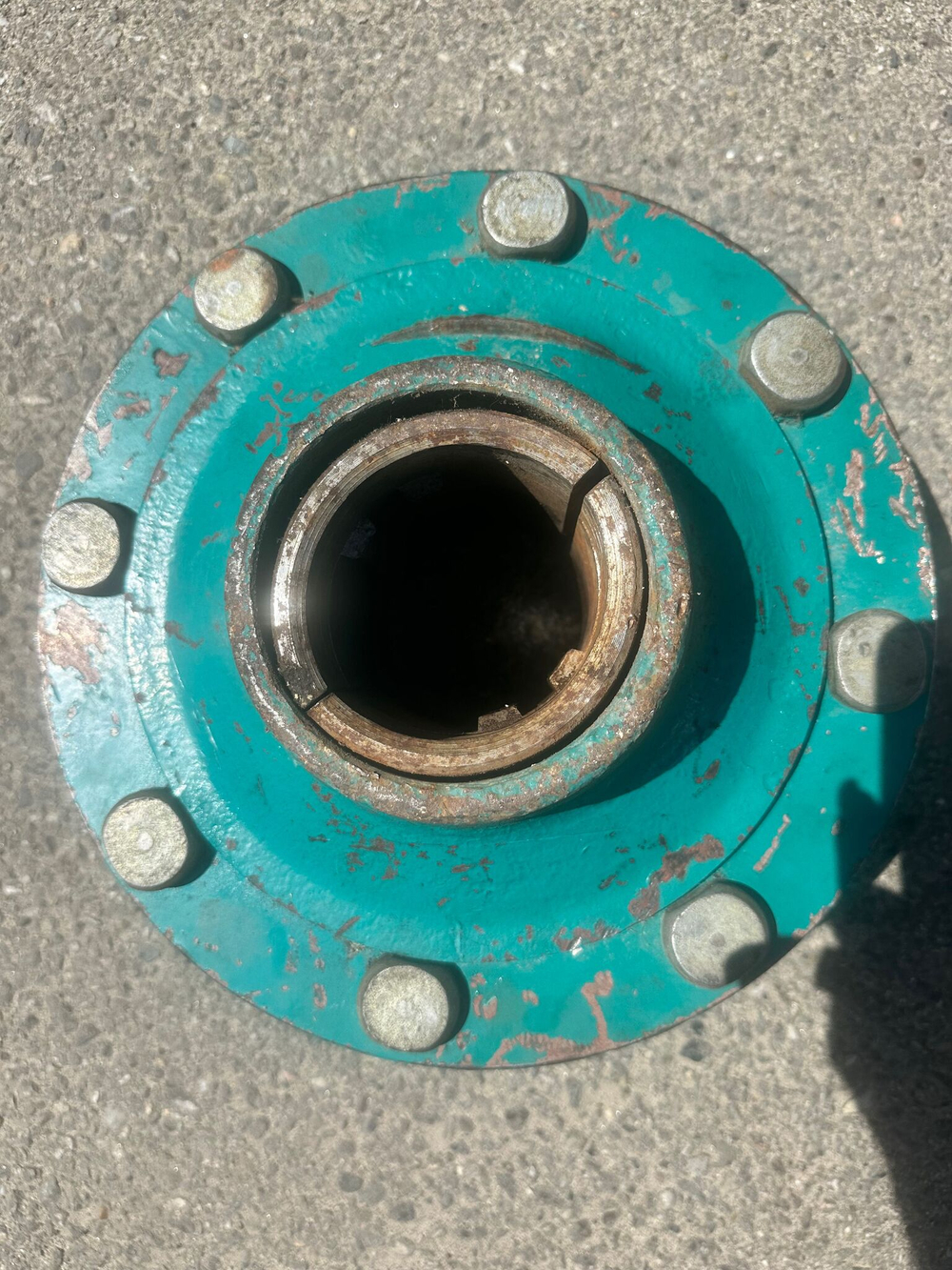 Ступица заднего колеса трактора ЮМЗ