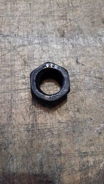 Гайка 175-71-11520 на отвал sd32