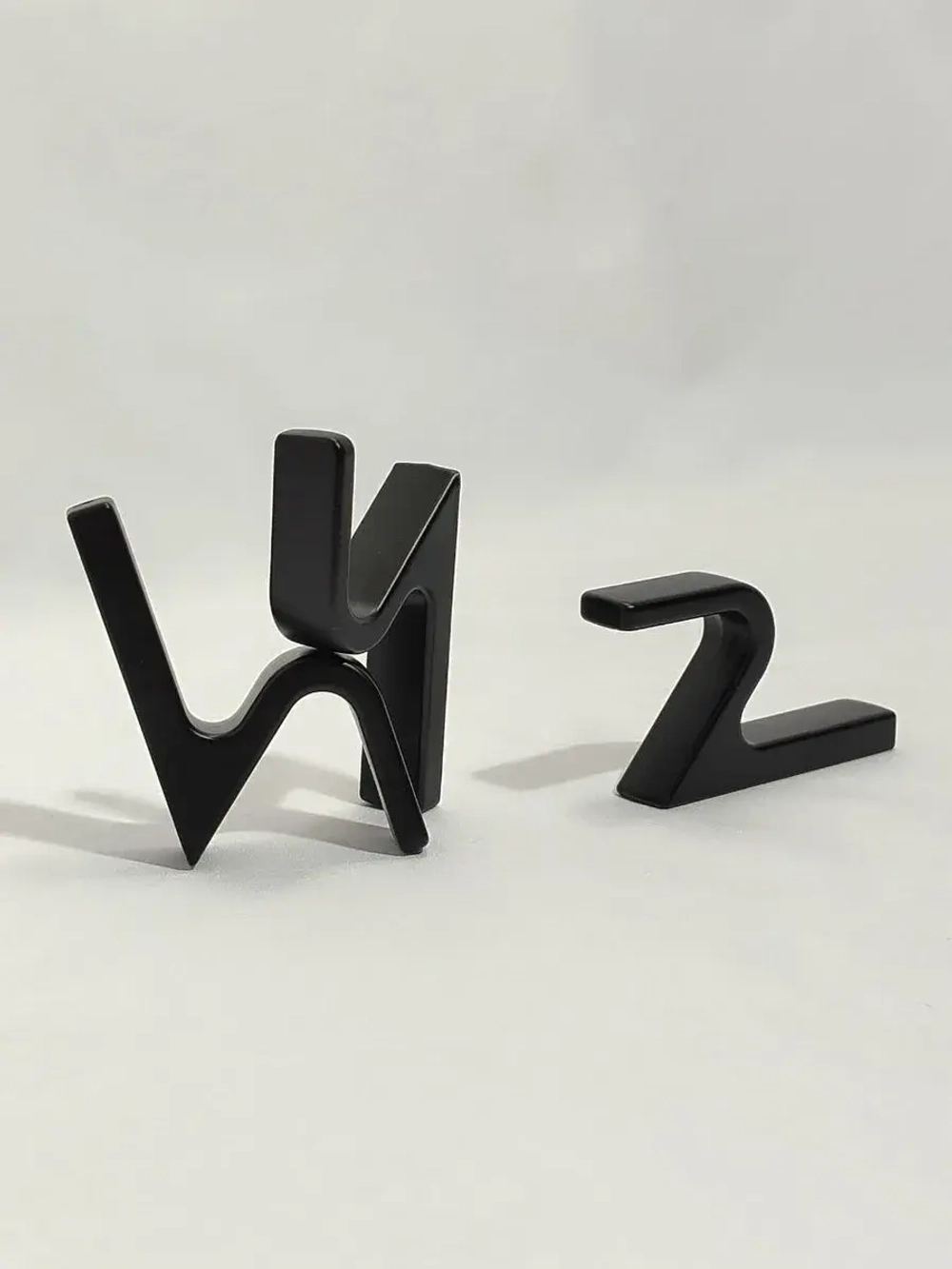 Крючки для одежды настенные металлические в прихожую