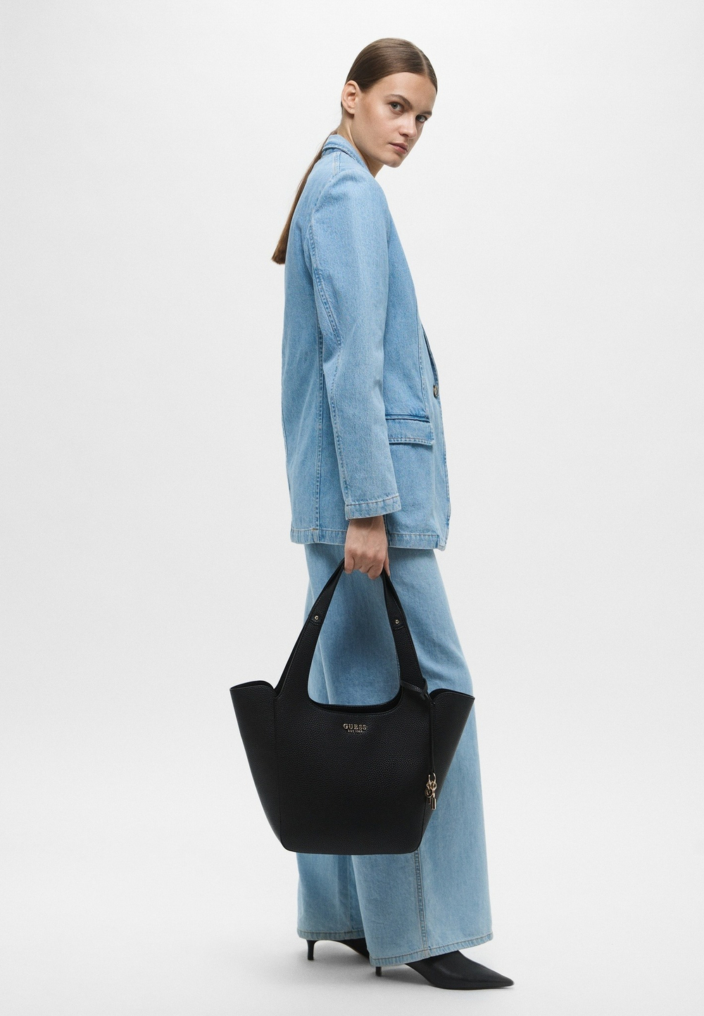 Сумка  женская  GUESS