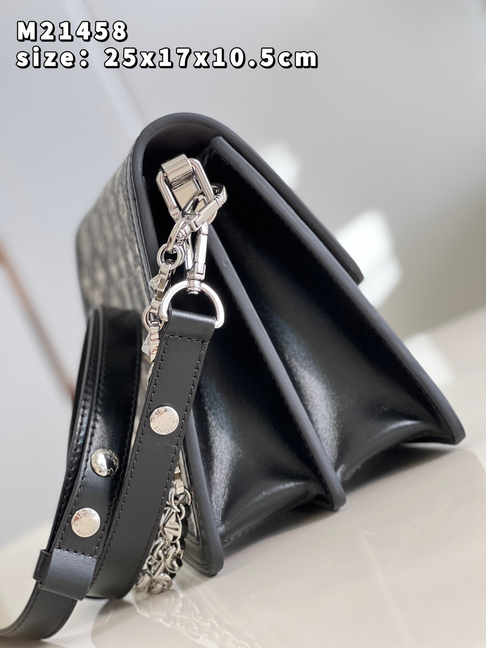 Louis Vuitton Dauphine MM