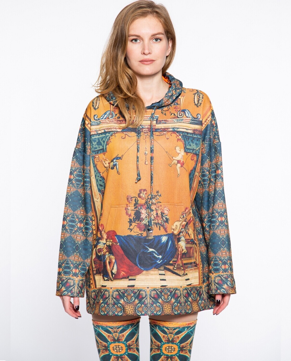 Худи "Гротеск с музыкантами", по мотивам фламандской шпалеры 17 века