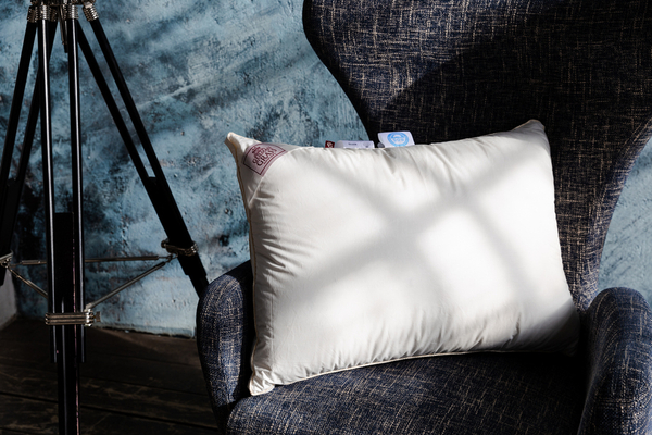 Подушка средняя c бортиком 60х80 German Grass Queen Down