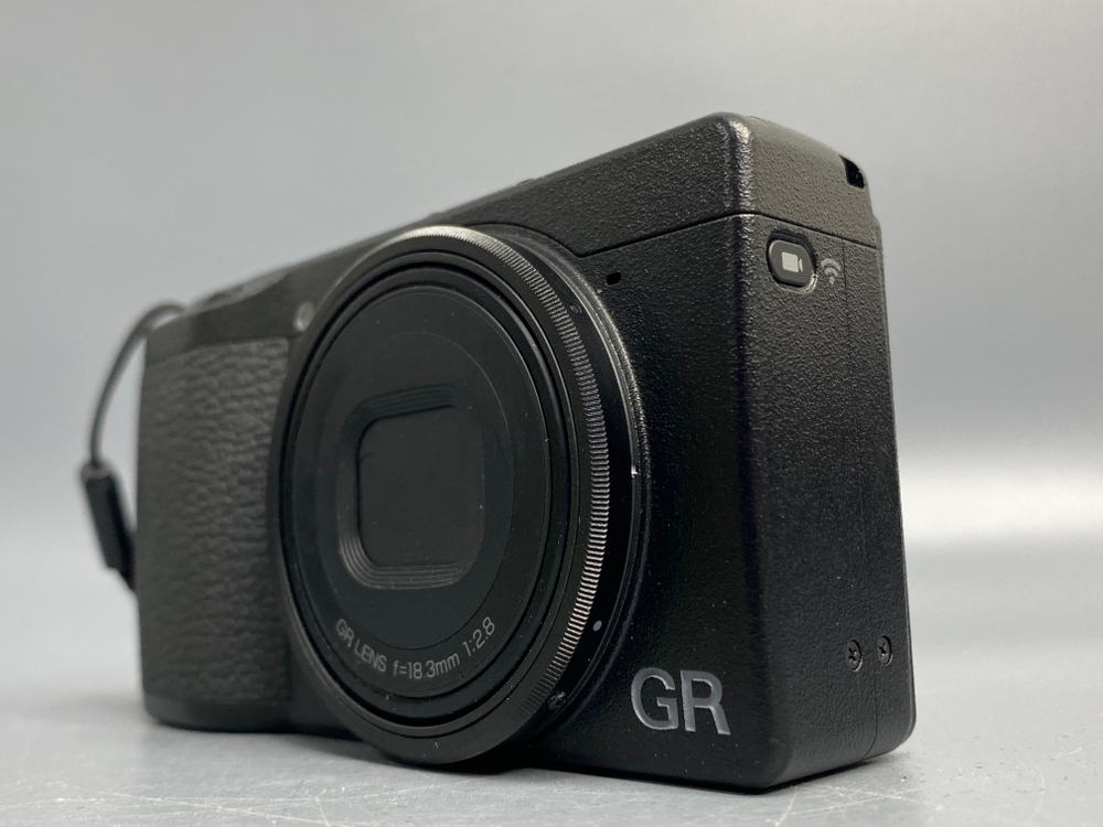 Ricoh GR III
