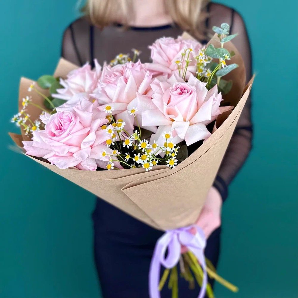 букет эквадорских роз купить в Москве онлайн