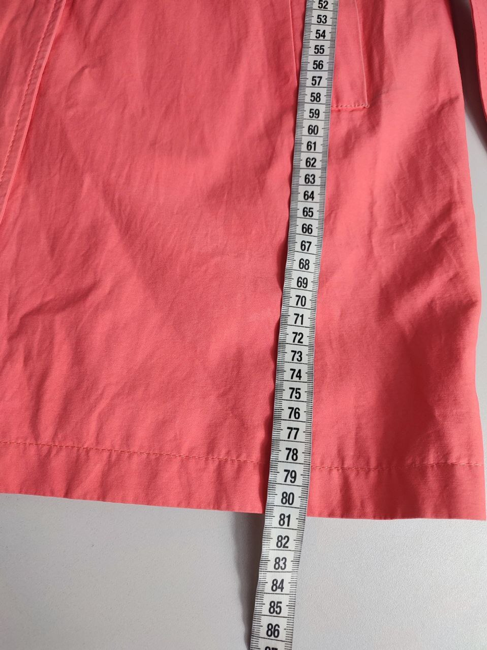 Плащ Oodji жизнерадостного оттенка 44 размер