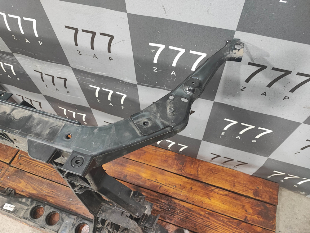 Панель передняя Hyundai Santa Fe 4 (TM) 20-нв Б/У Оригинал 64101S1500