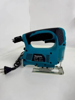 Лобзик электрический по дереву 550 Вт / электролобзик сетевой