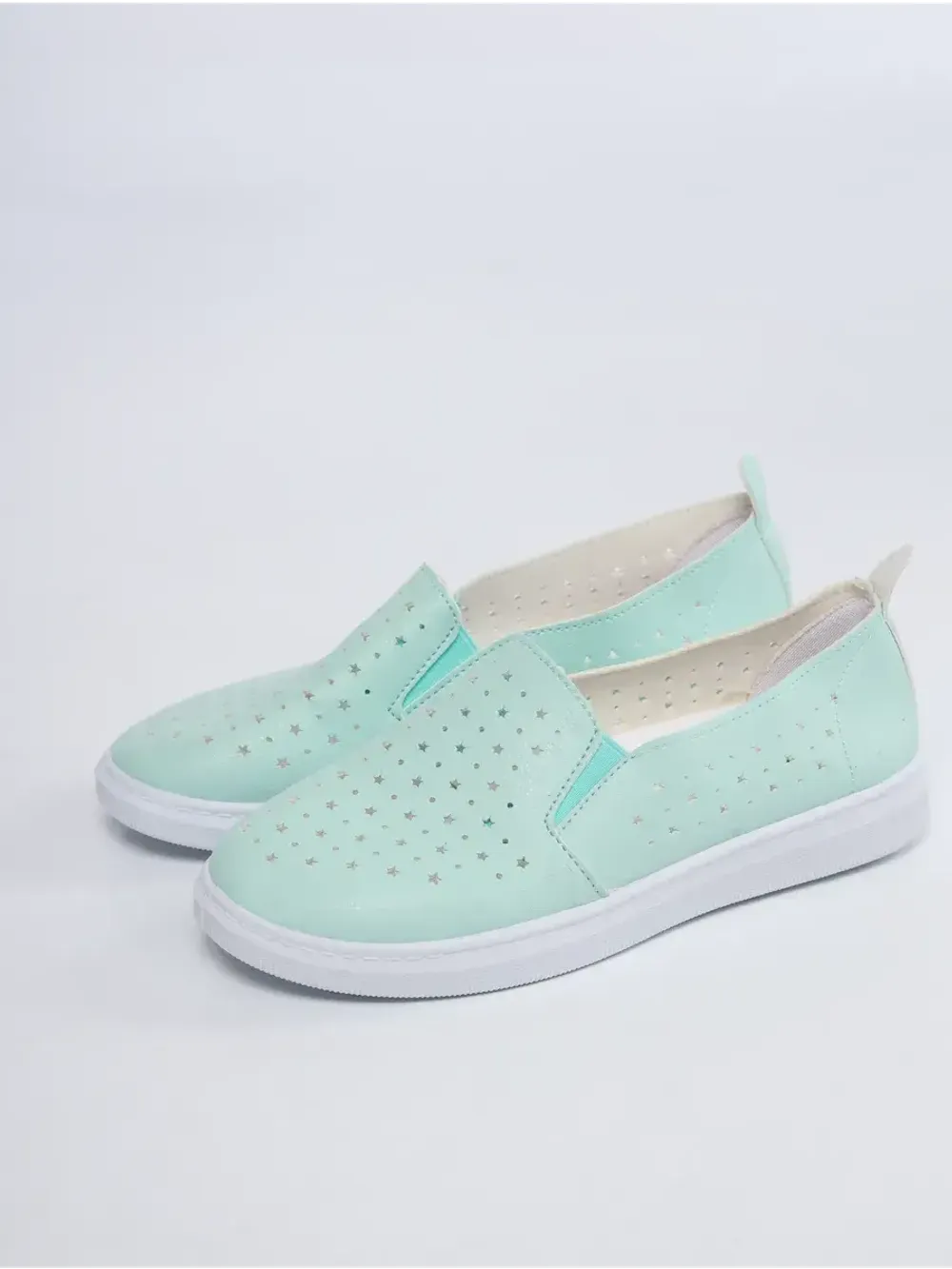 Мокасины летние с перфорацией