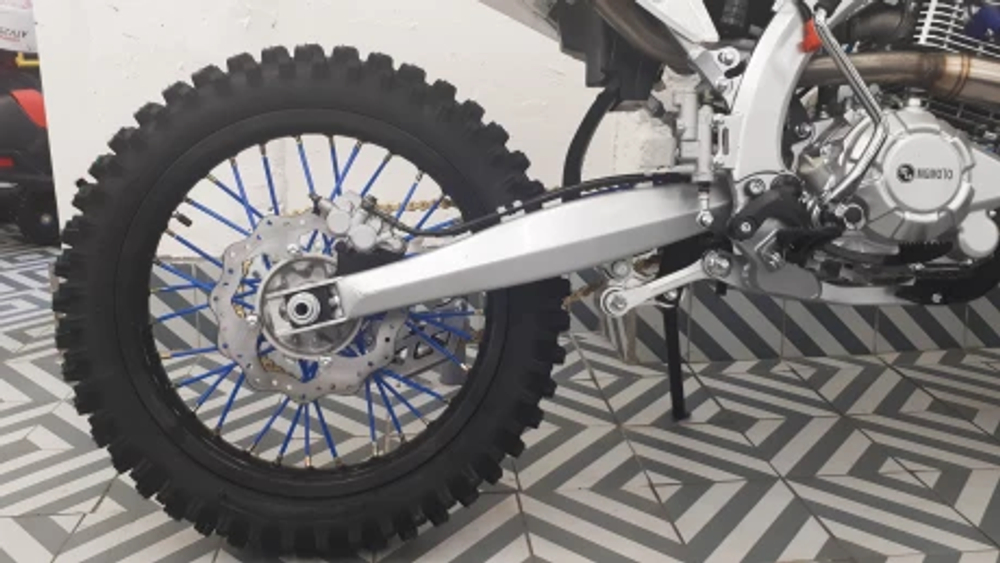 Мотоцикл MGMOTO MZK 250 CROSS