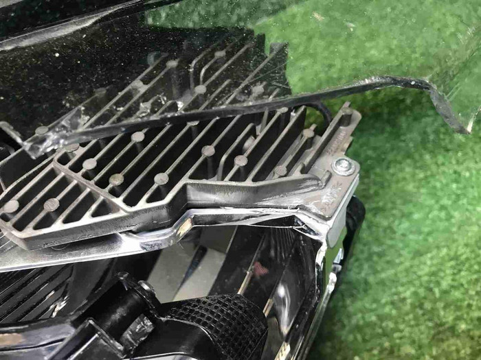 Битая Фара левая Chery Tiggo 8 (2018-н.в.) LED