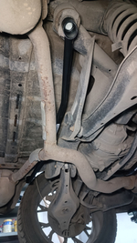 Распорка задняя нижняя сзади Jaecco J8 с полным приводом (ПОД ЗАКАЗ)