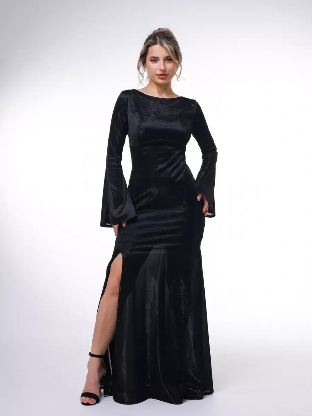 Платье вечернее с разрезом блестящее в пол