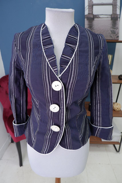 Жакет модный 44 размер