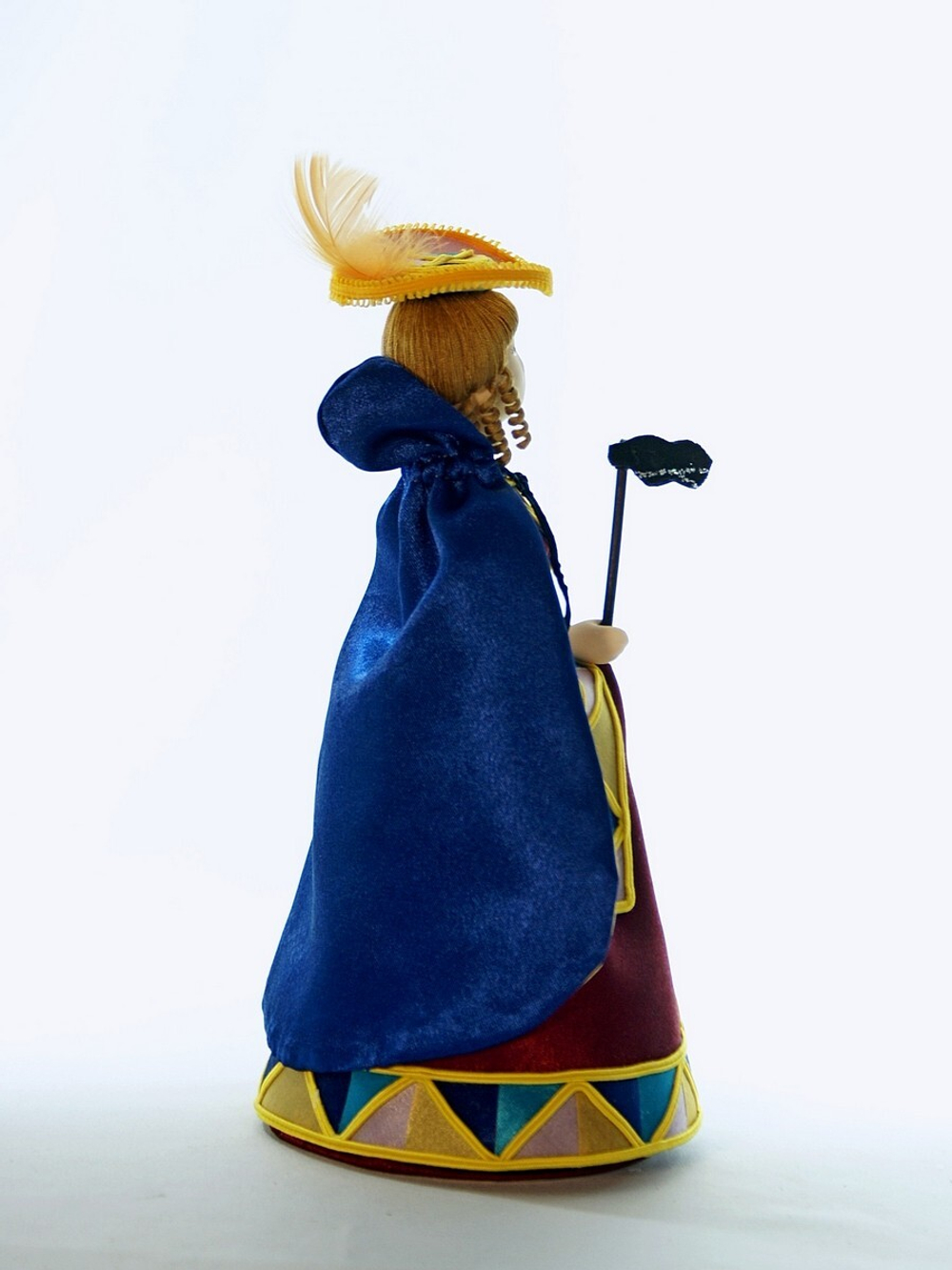 Кукла коллекционная Потешного промысла Дама в маскарадном костюме Коломбина. 0002