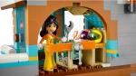 Конструктор LEGO Friends 41756 Каникулы: Лыжная трасса и кафе