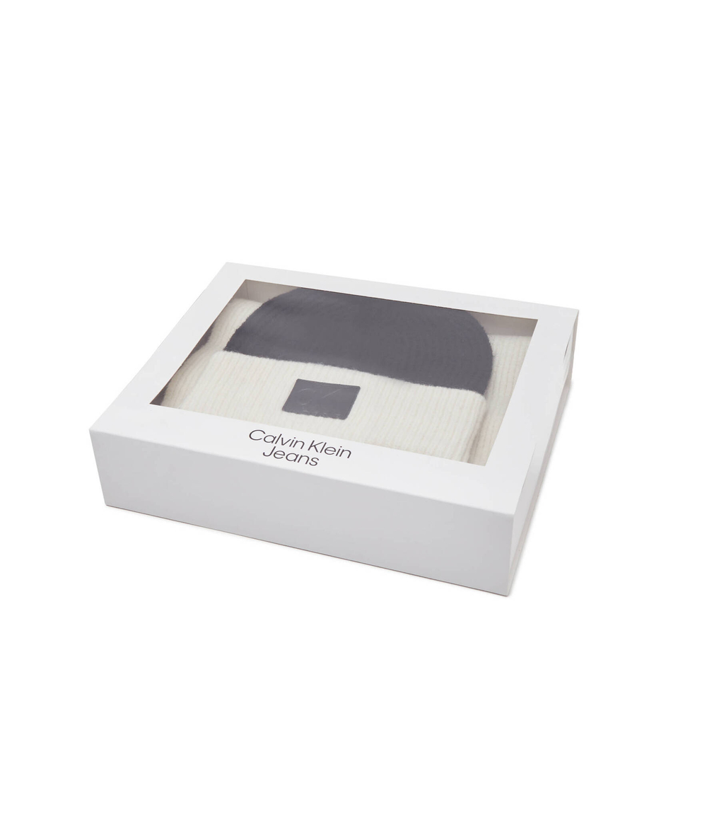 Шаль + шляпа CALVIN KLEIN JEANS - черный(K50K511200)