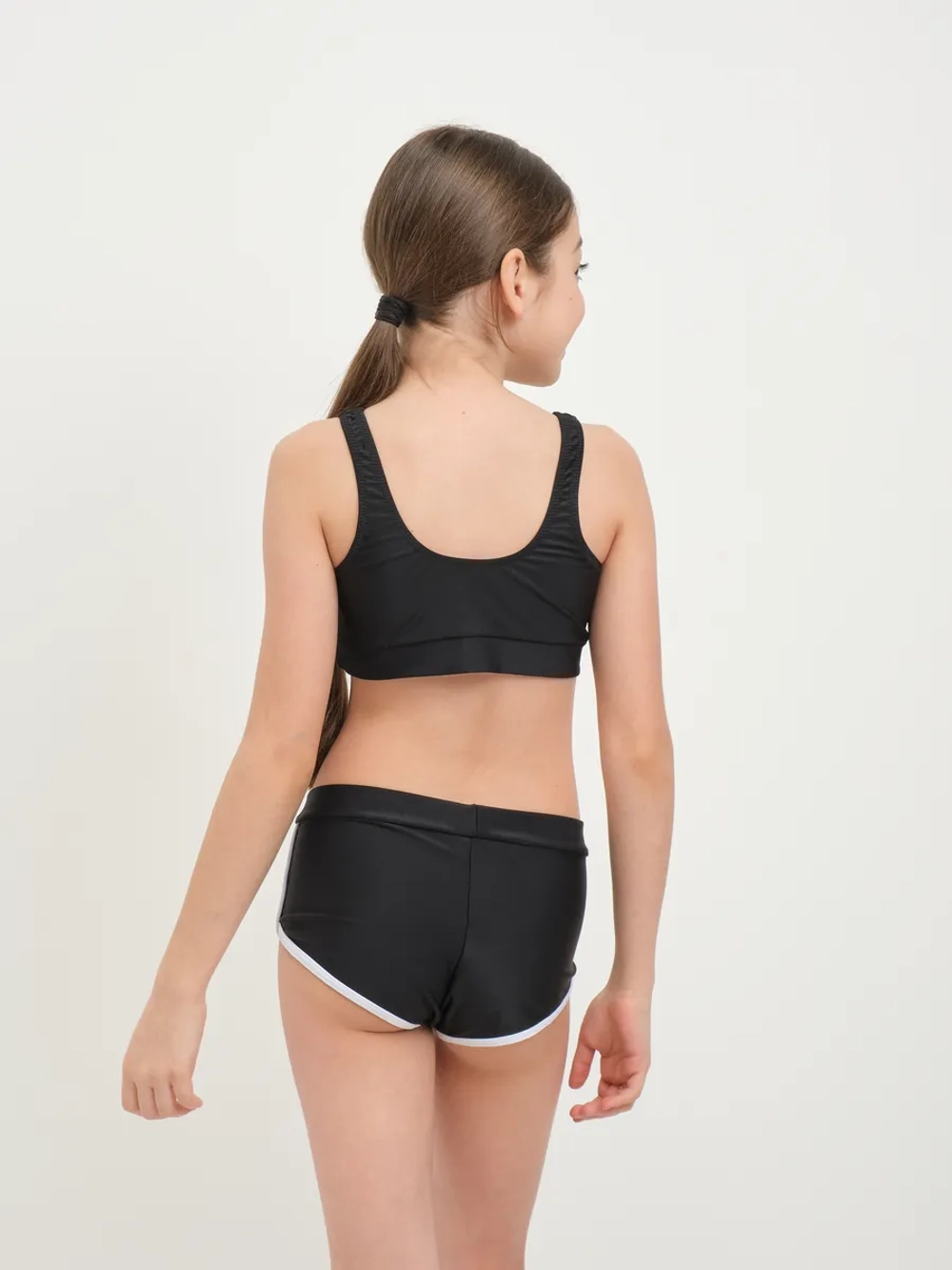 Раздельный купальник спортивный с капюшоном