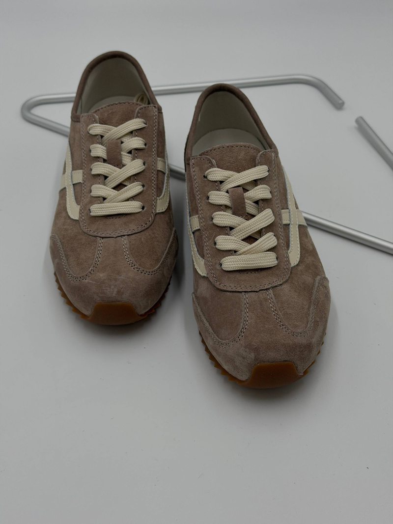 Кроссовки женские натуральная кожа арт. 251-3 цвет "светло-коричневый"