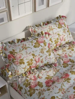 Декоративная наволочка с рюшами, оборками "Прохоровская роза(новая)" 50х70 см, 1 шт, без молнии