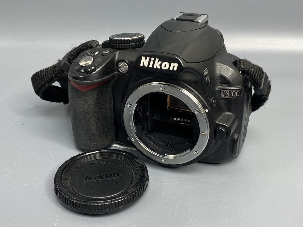 Nikon D3100 25.000 кадров