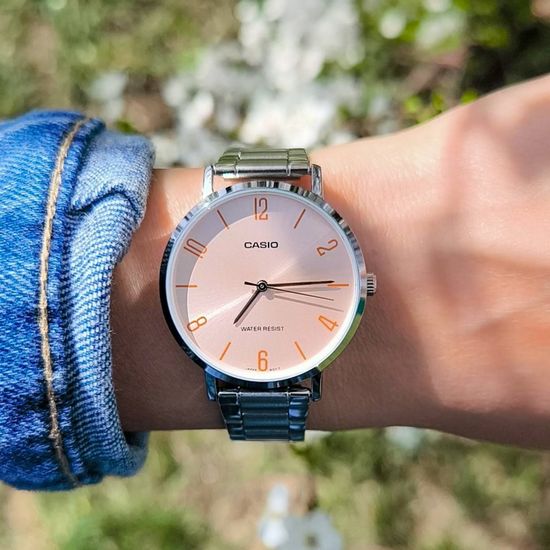 Наручные часы Casio LTP-VT01D-4B2