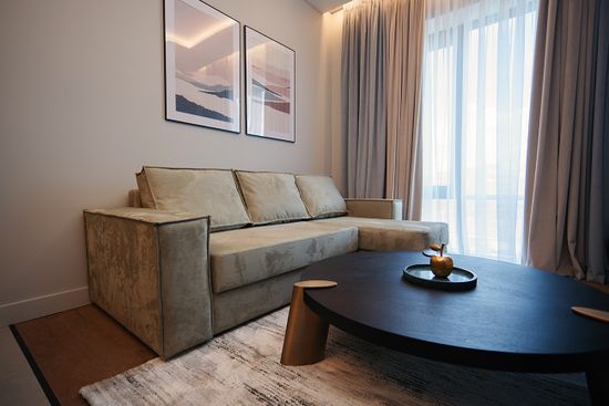 58DB-CT17191 Стол журнальн.Kong темный орех d138*33см,столешница d120