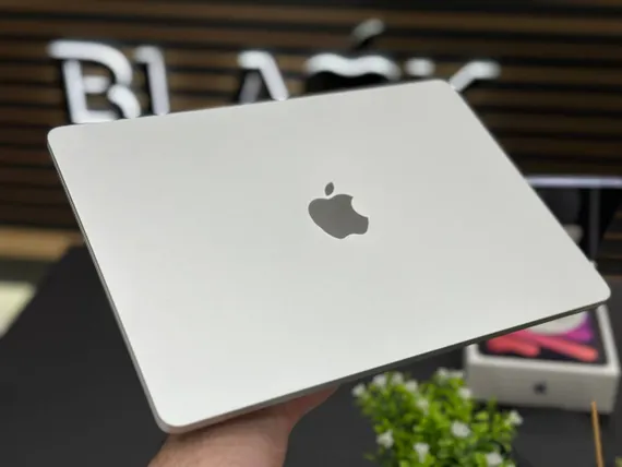 Б/У Ноутбук Apple MacBook Air 13 M4 100% 16/256Gb Silver (LJ4GH4KM4H)