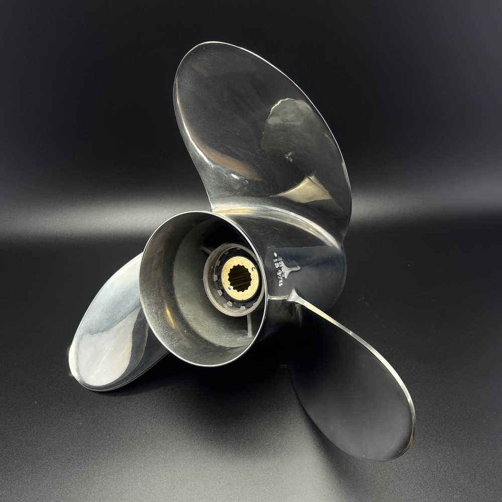 Гребной винт Yamaha F225-F300 (3x15-1/4x18) (Сталь) (Yamaha)