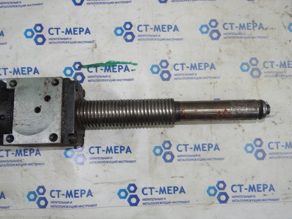 Шарико-винтовая пара ШВП L=770мм L резьбы=425мм d40 шаг 5мм в сборе с корпусом гайки