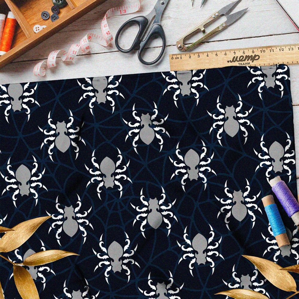 Ткань мембрана серые пауки на тёмно-синем фоне