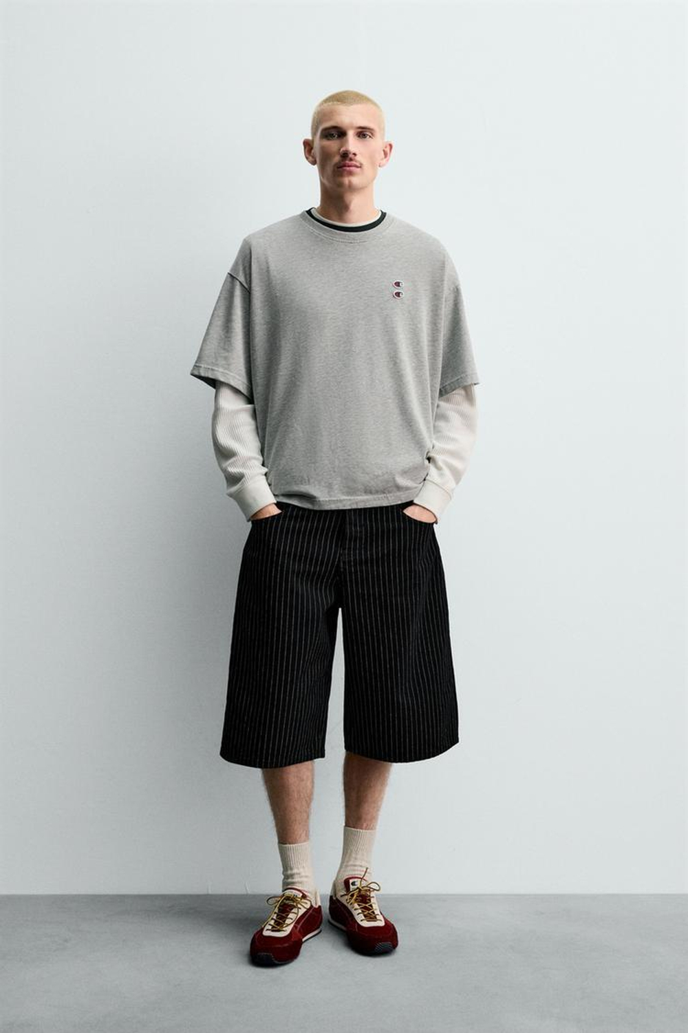 ZARA Х CHAMPION ® ФУТБОЛКА С НАШИВКАМИ, СЕРЫЙ МЕЛАНЖ