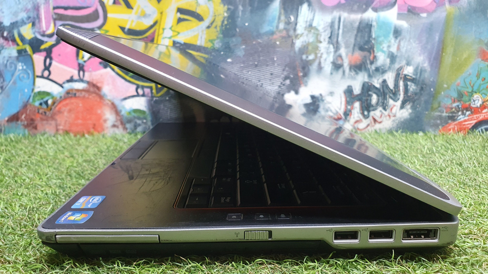 Ноутбук DELL i7/8Gb