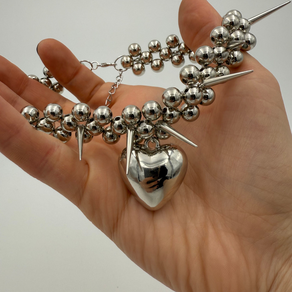 sharp heart necklace