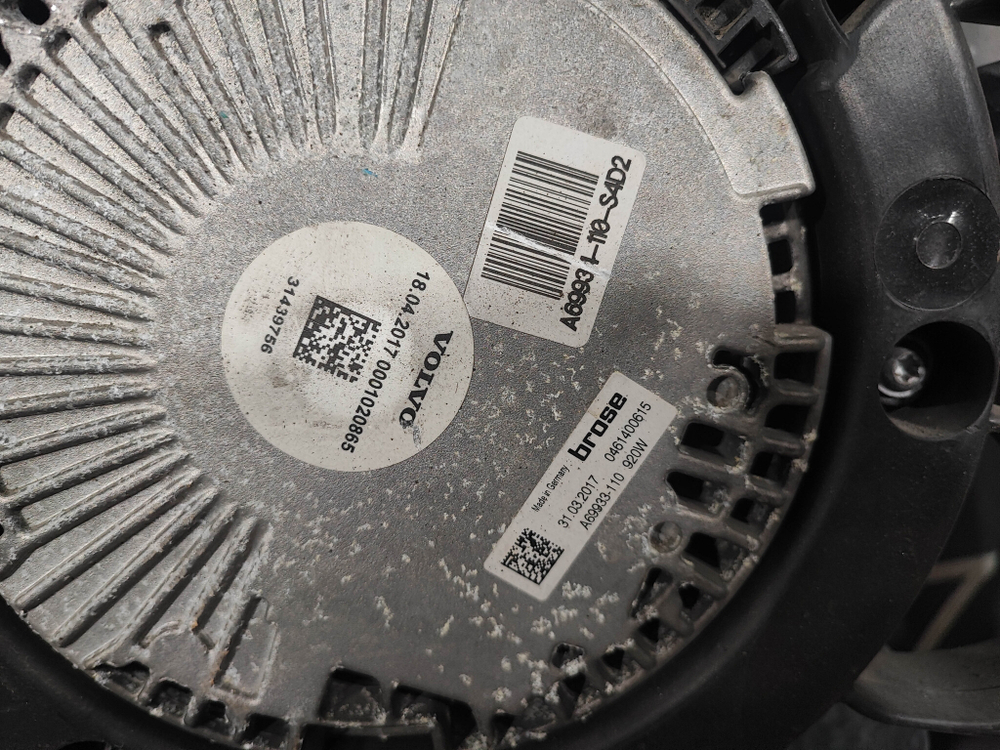 Вентилятор радиатора Volvo XC90 2 14-нв Б/У Оригинал 31439756