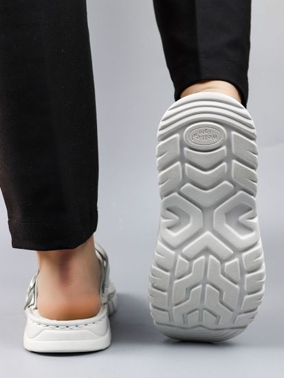 15 | "Kina" | Белые женские медицинские сабо натуральная кожа