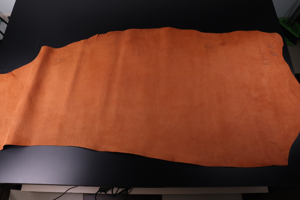 Уценка: 1,8-2,2 Юфть Рыжая 148 дм²