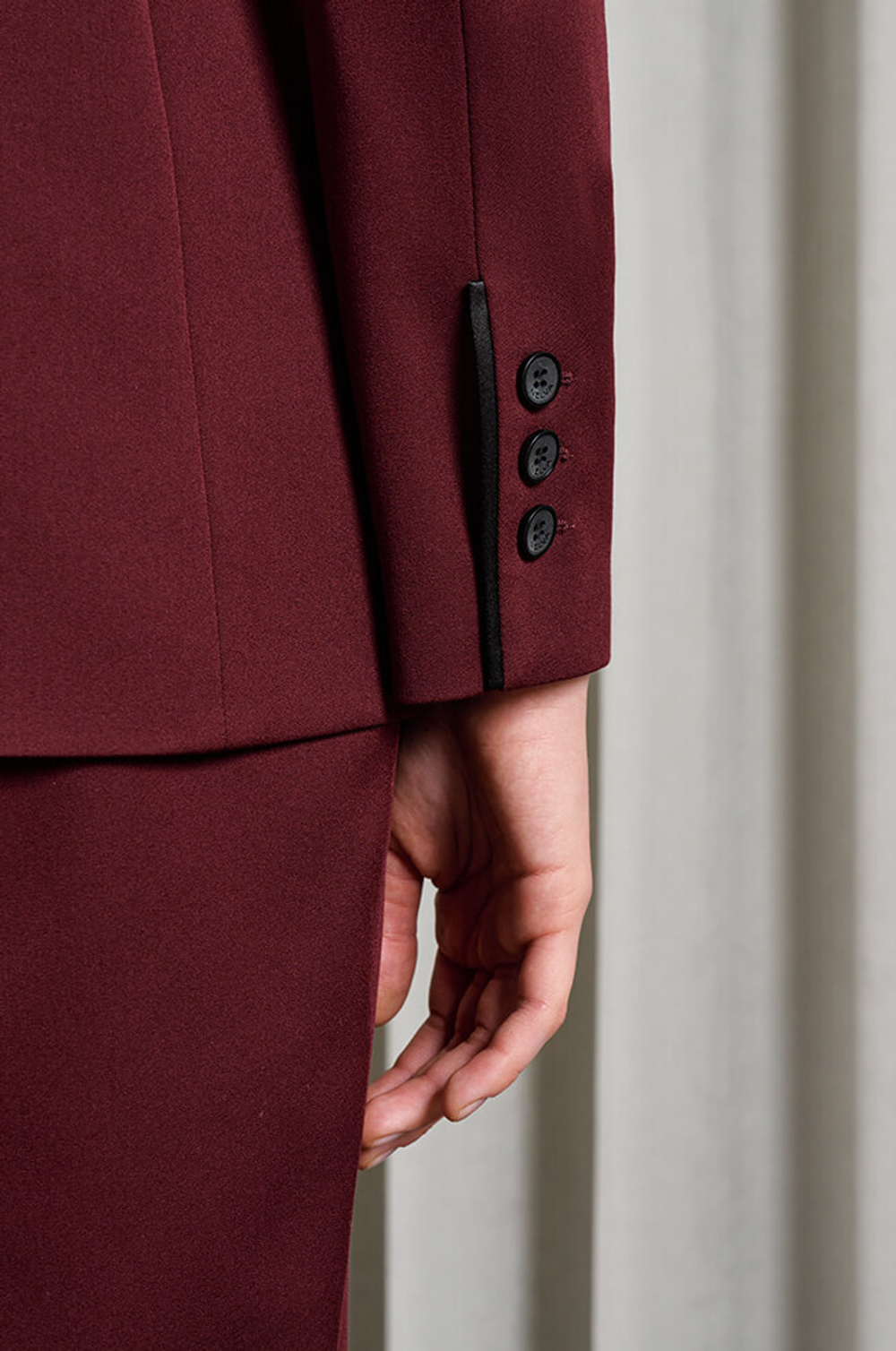 1838 Жакет женский (бордовый)