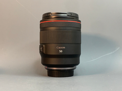 Canon RF 50mm 1.2L USM