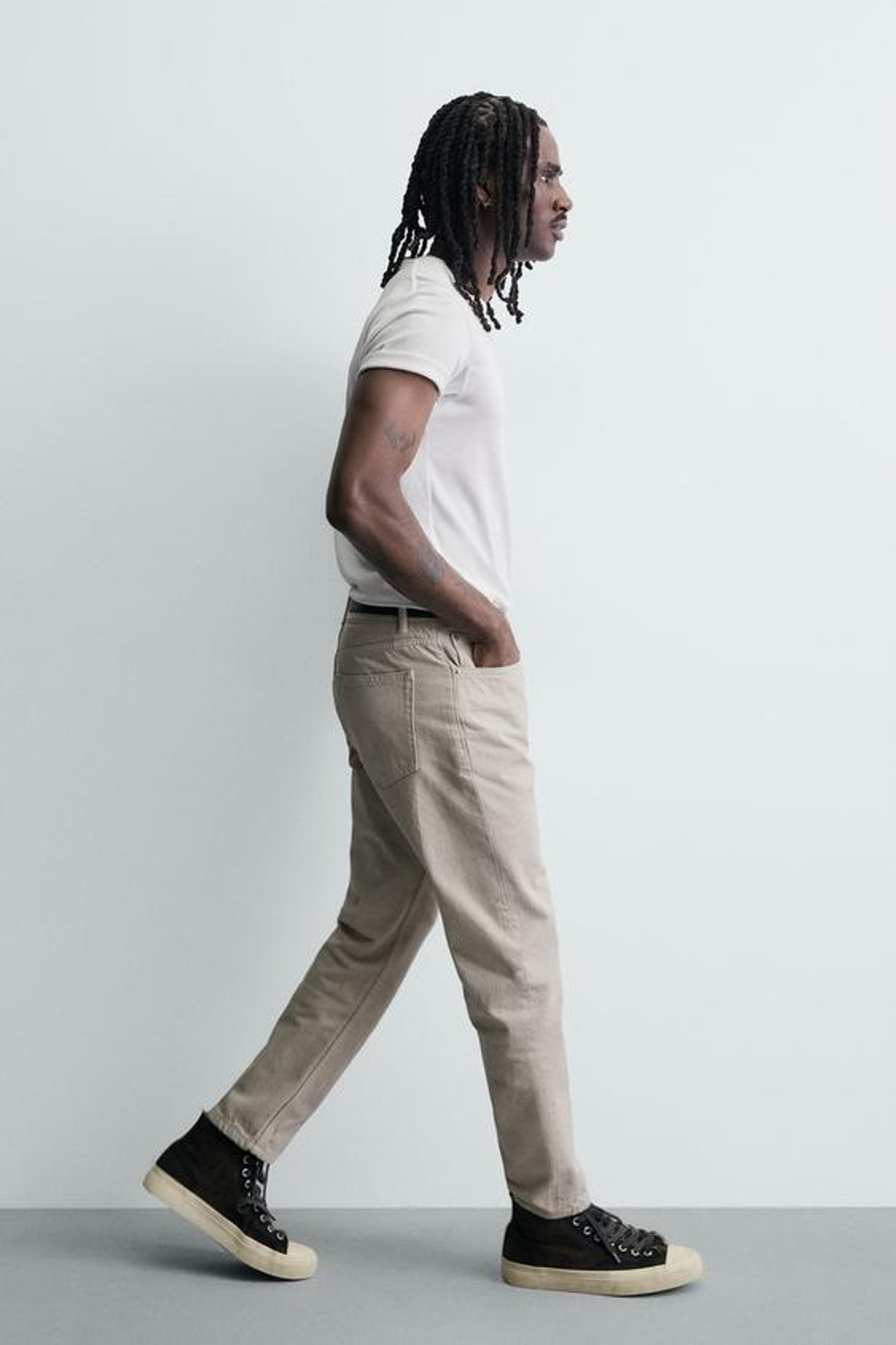 ZARA УКОРОЧЕННЫЕ ДЖИНСЫ SLIM FIT, ЭКРЮ