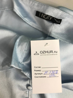 Блузка Incity атласная, в бельевом стиле, нежно-голубого оттенка 46 размер