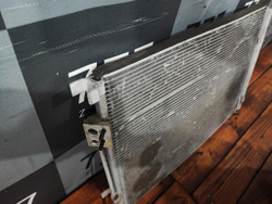 Радиатор кондиционера Solaris 1 / Rio 3 Б/У Оригинал 976061R000