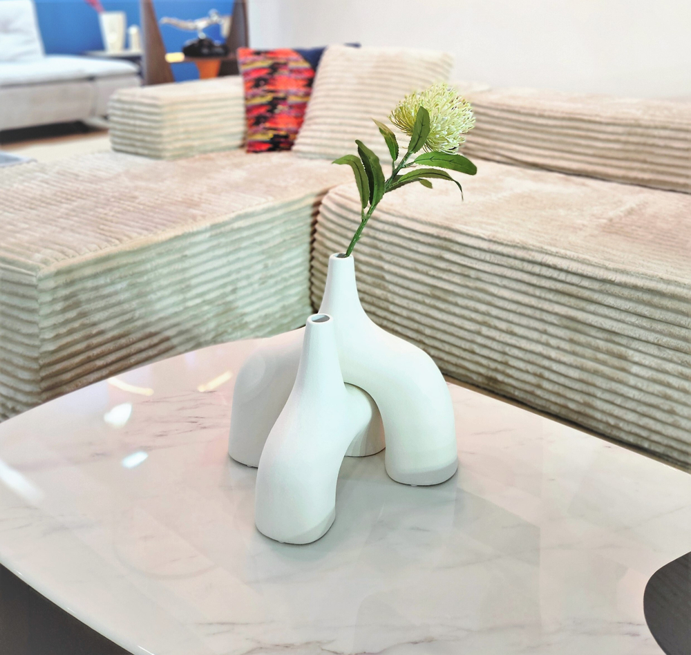 Ваза Narrow mouth wide body vase A