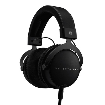 Проводные полноразмерные наушники Beyerdynamic DT 1770 PRO (250 Ом)